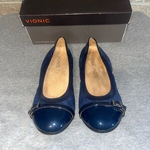 Vionic Navy Spark Neva flat size 7.5